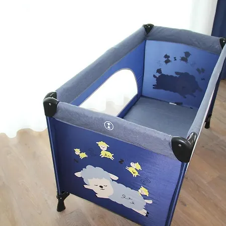 Lungomare Apartman *
